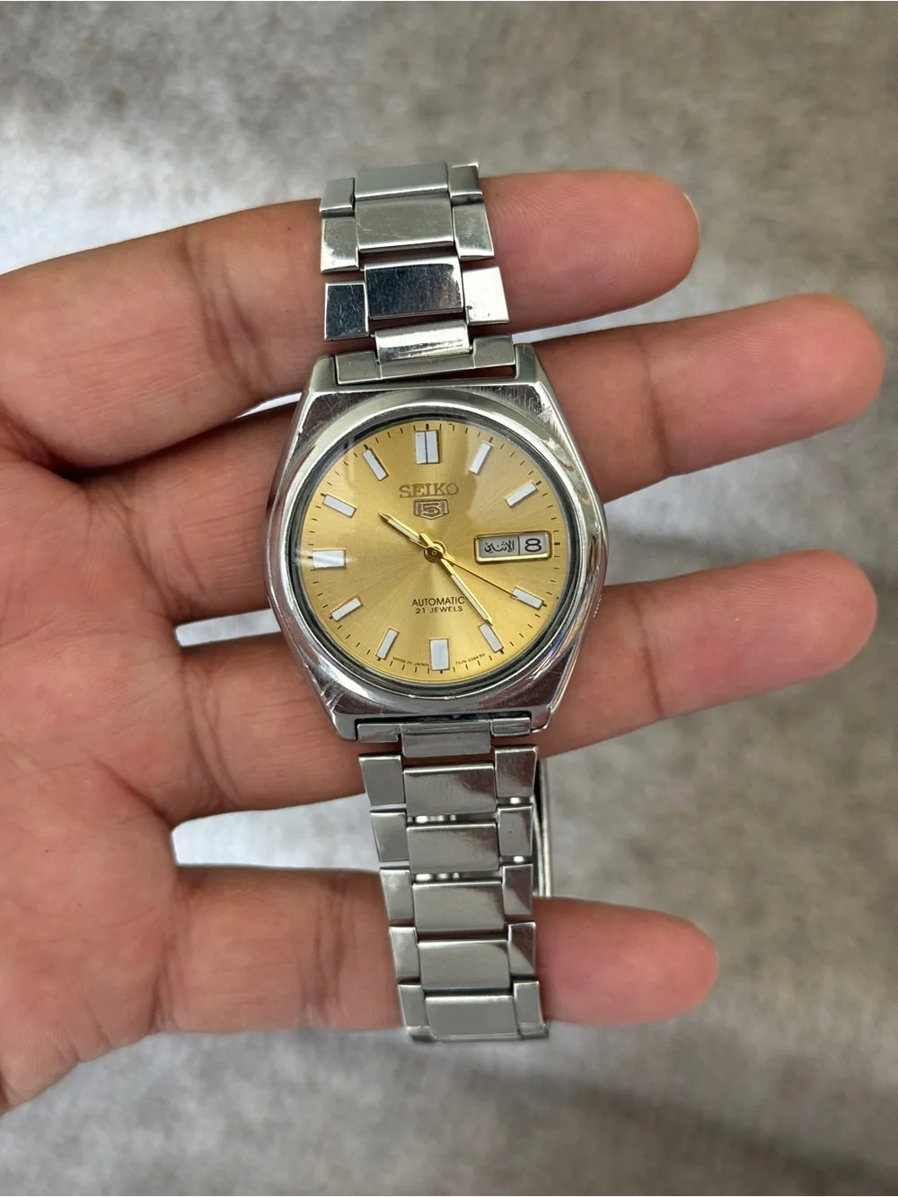Seiko vintage Golden Sunburst Dial Retro Sports5 Rare Day Date Mens Watch